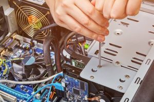 APRENDER PARA TRABAJAR EN COLONIA POPULAR Y RESISTENCIA: SOY CHACO ABRE NUEVOS CURSOS EN REPARACIÓN DE COMPUTADORAS